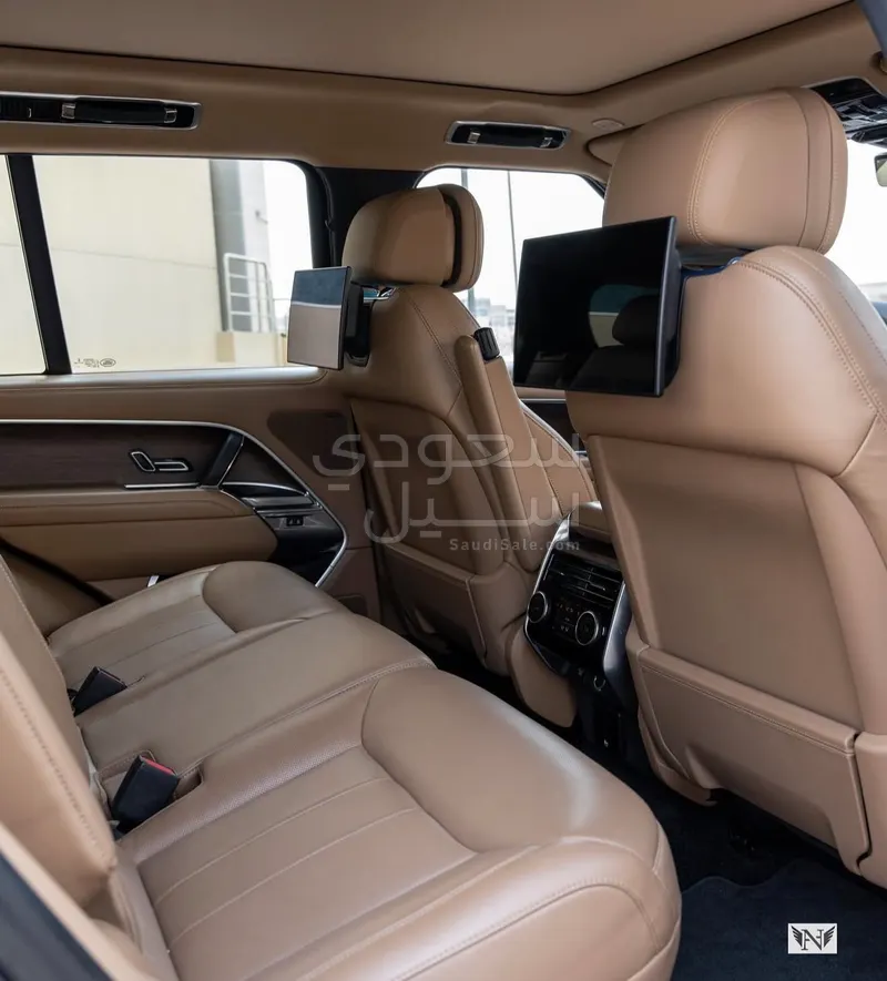 2023 Land Rover Range Rover HSE