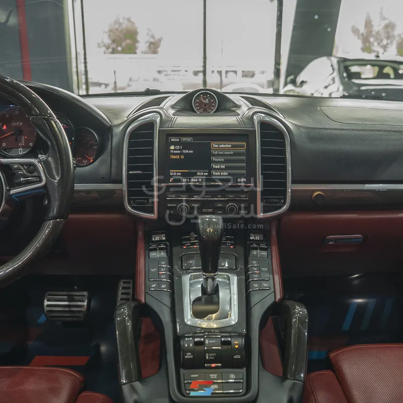 2016 Porsche Cayenne GTS
