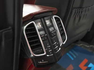 2016 Porsche Cayenne GTS