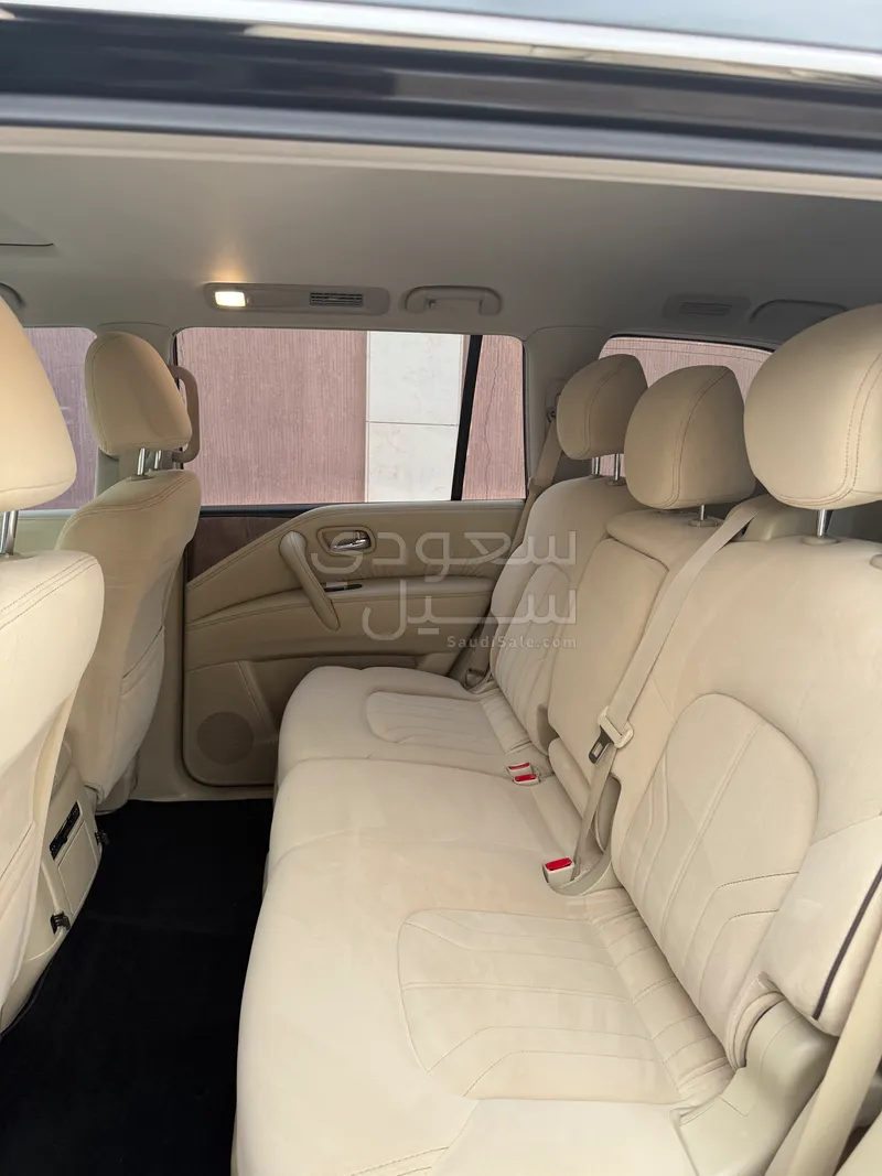 2023 Nissan Patrol SE2