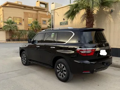 2023 Nissan Patrol SE2