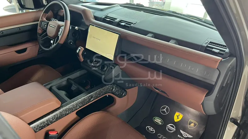 2026 Land Rover Defender Octa