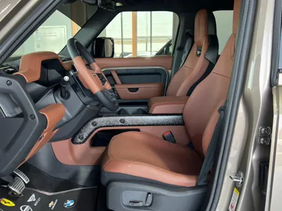 2026 Land Rover Defender Octa