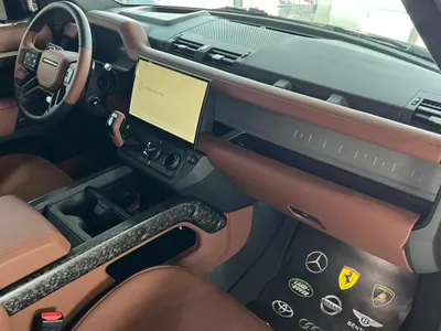 2026 Land Rover Defender Octa