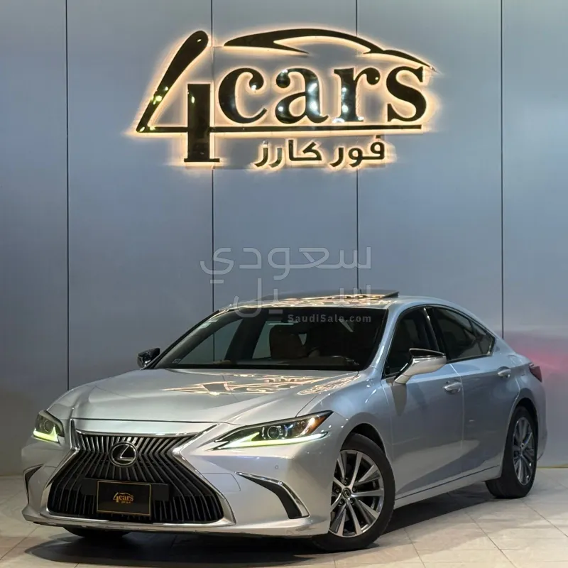 2019 لكزس إي إس 350