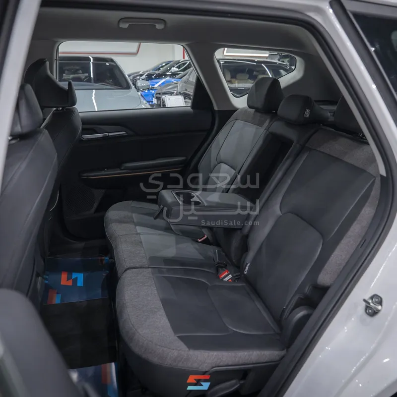 2025 Kia EV5 standard