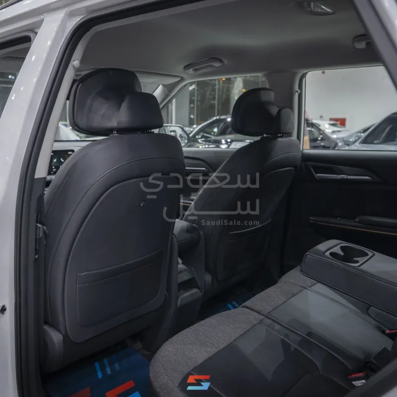 2025 Kia EV5 standard