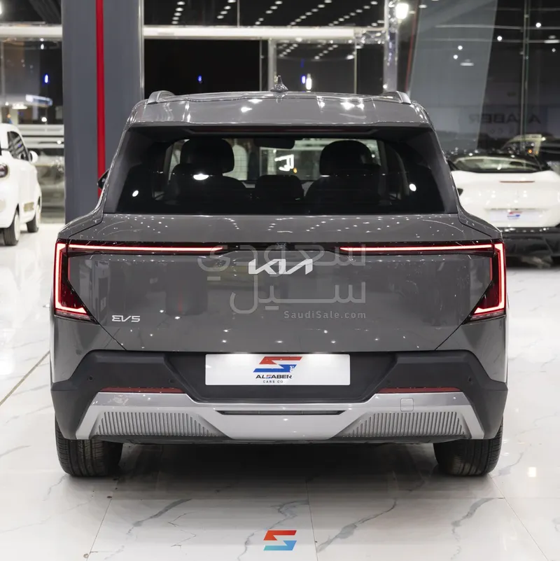 2025 Kia EV5 standard