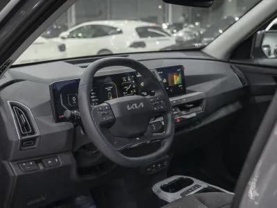 2025 Kia EV5 standard