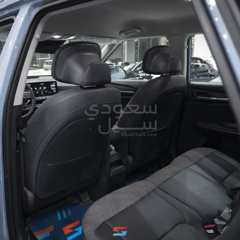2025 Kia EV5 standard