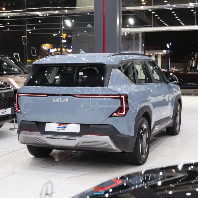 2025 Kia EV5 standard