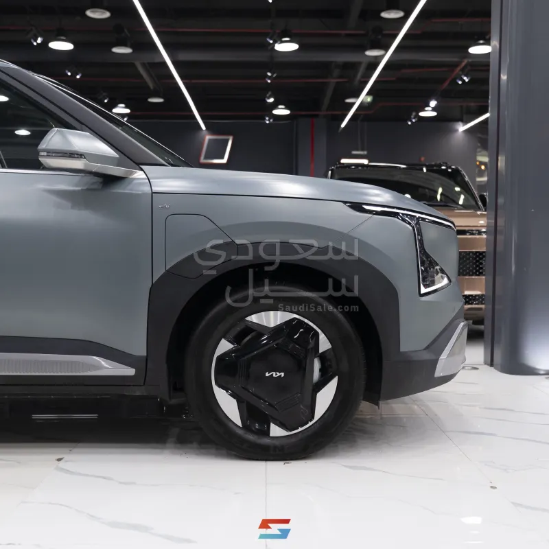 2025 Kia EV5 standard