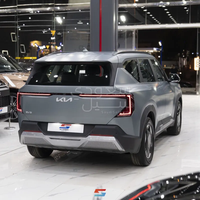 2025 Kia EV5 standard