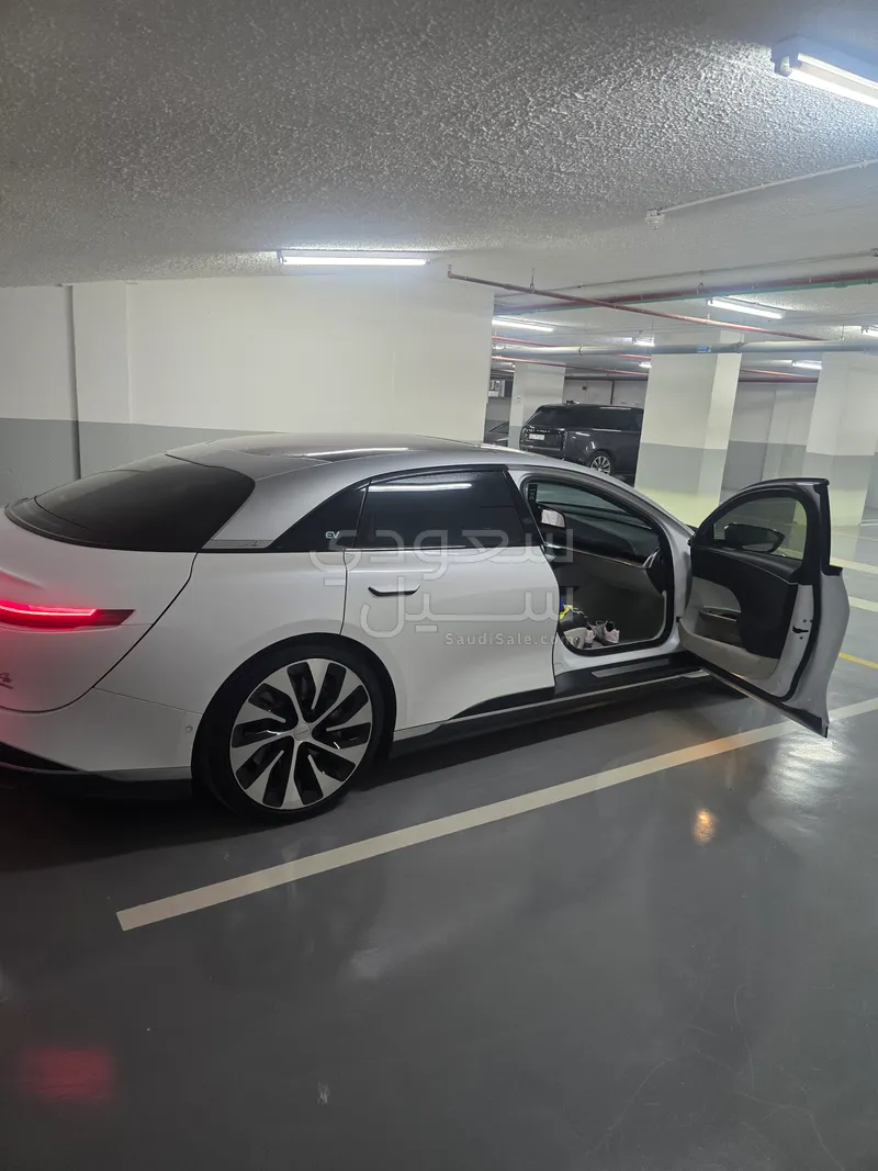 2023 Lucid Grand Touring