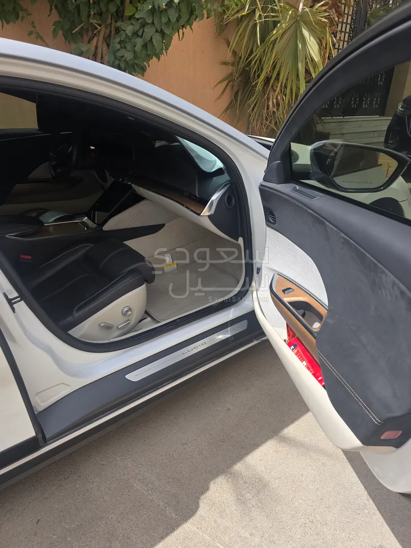 2023 Lucid Grand Touring