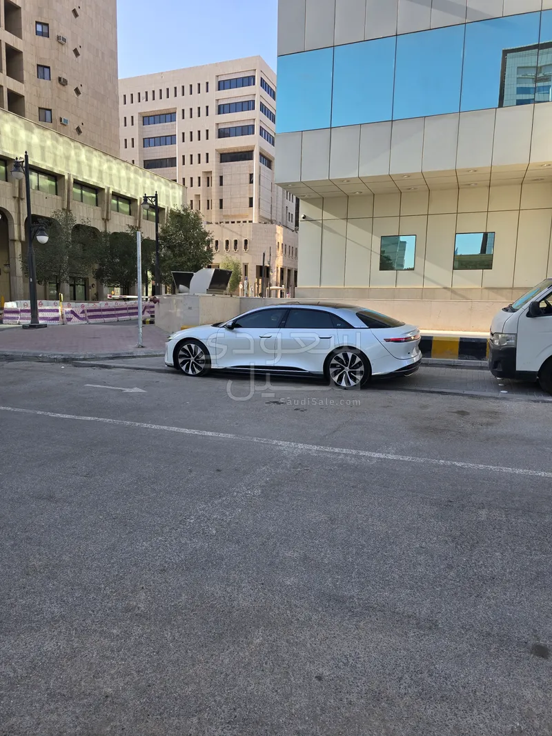 2023 Lucid Grand Touring