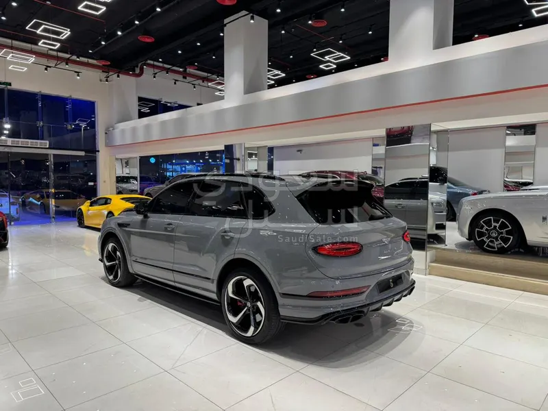 2023 Bentley Bentayga S