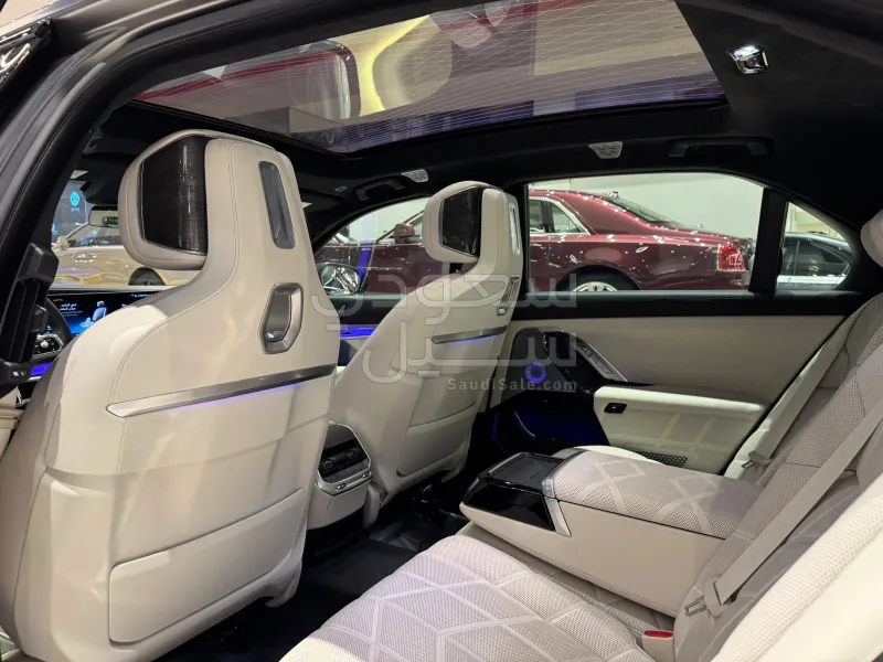 2023 BMW 7 Series 760i