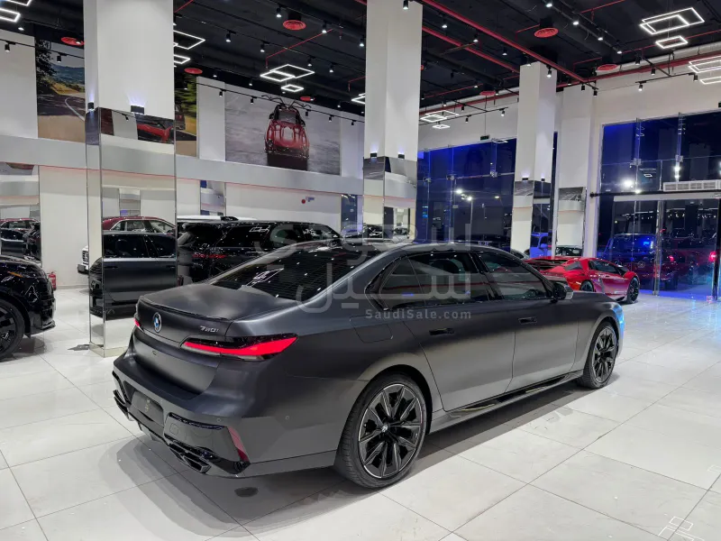 2023 BMW 7 Series 760i