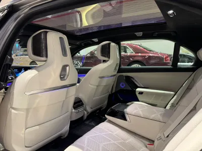 2023 BMW 7 Series 760i