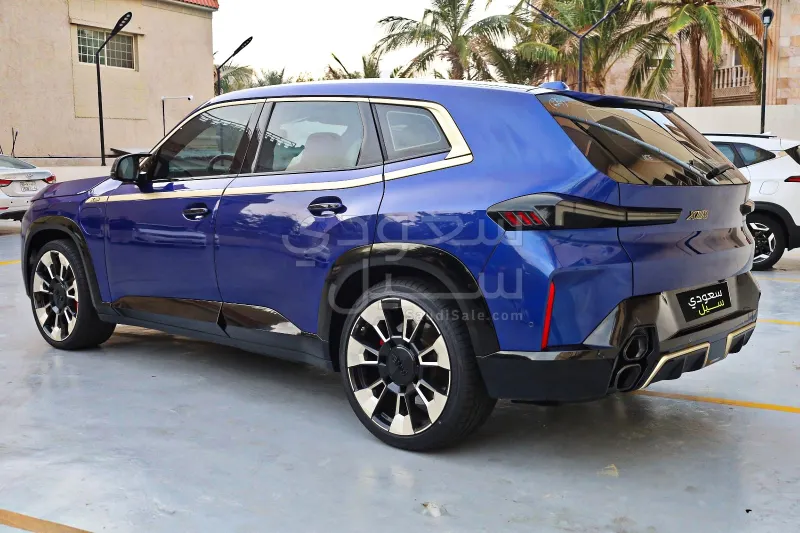 2023 BMW XM