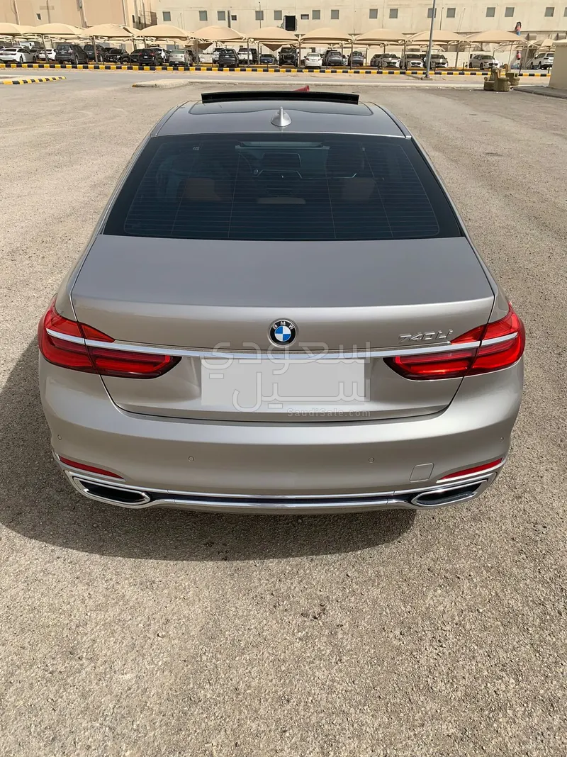2019 BMW 7 Series 740Li