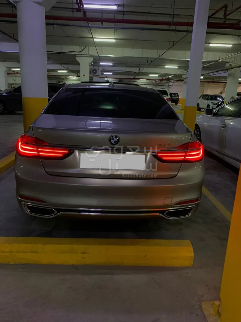 2019 BMW 7 Series 740Li