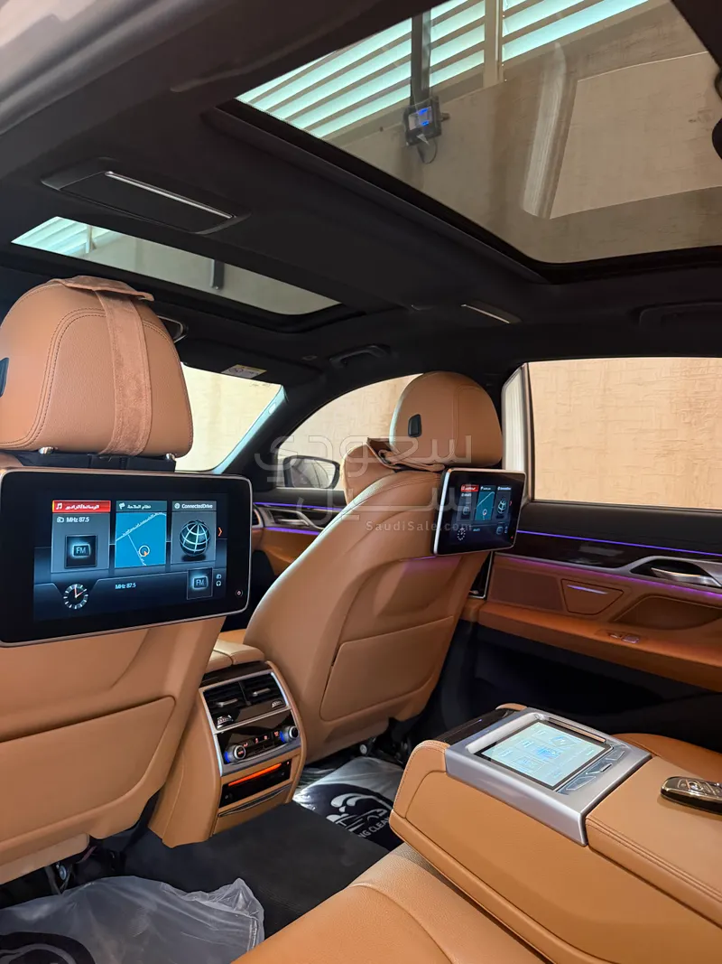 2019 BMW 7 Series 740Li