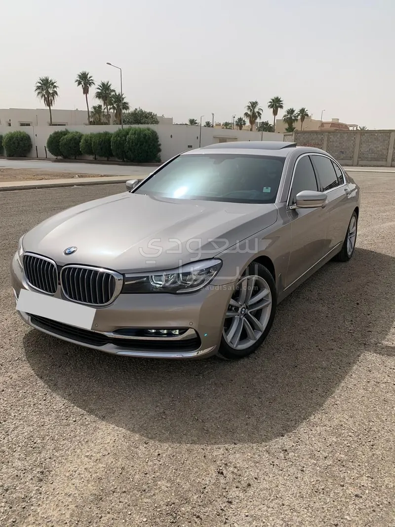 2019 BMW 7 Series 740Li