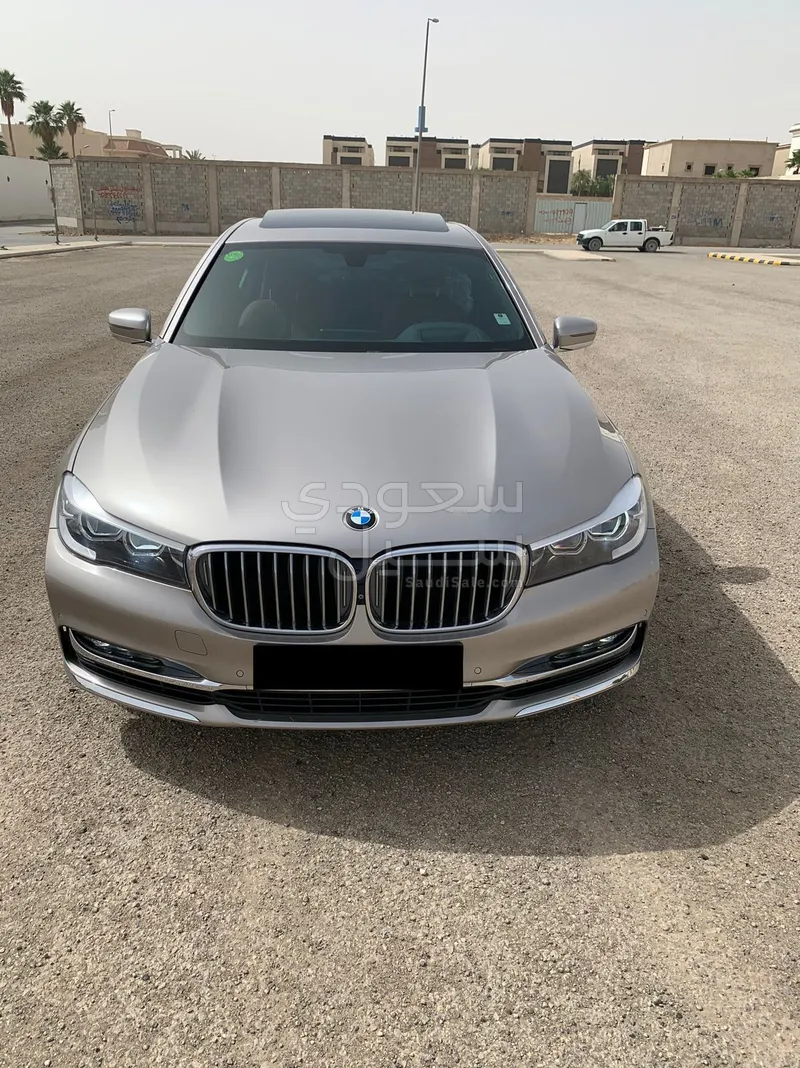 2019 BMW 7 Series 740Li