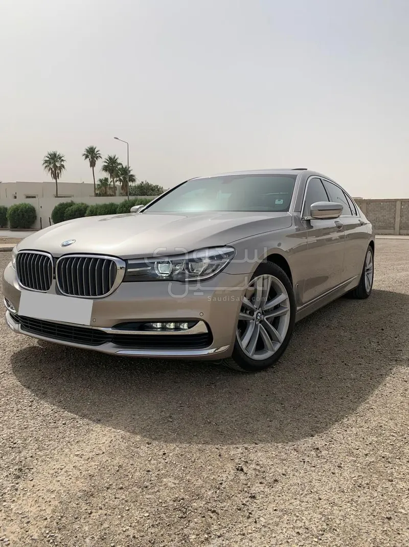 2019 BMW 7 Series 740Li
