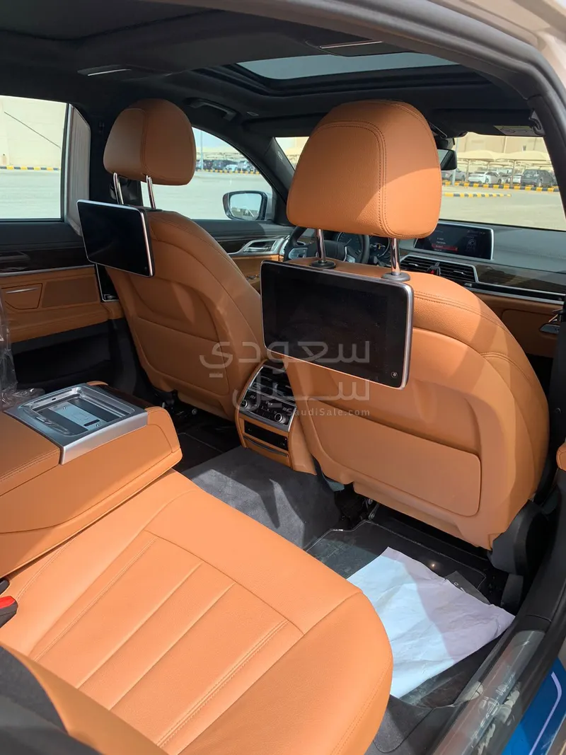 2019 BMW 7 Series 740Li