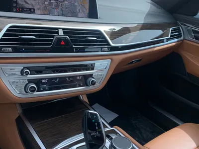 2019 BMW 7 Series 740Li