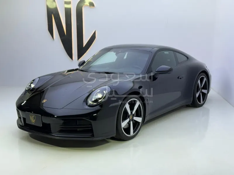 2025 بورش 911 كاريرا