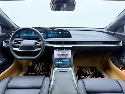 2025 لوسيد اير تورينج