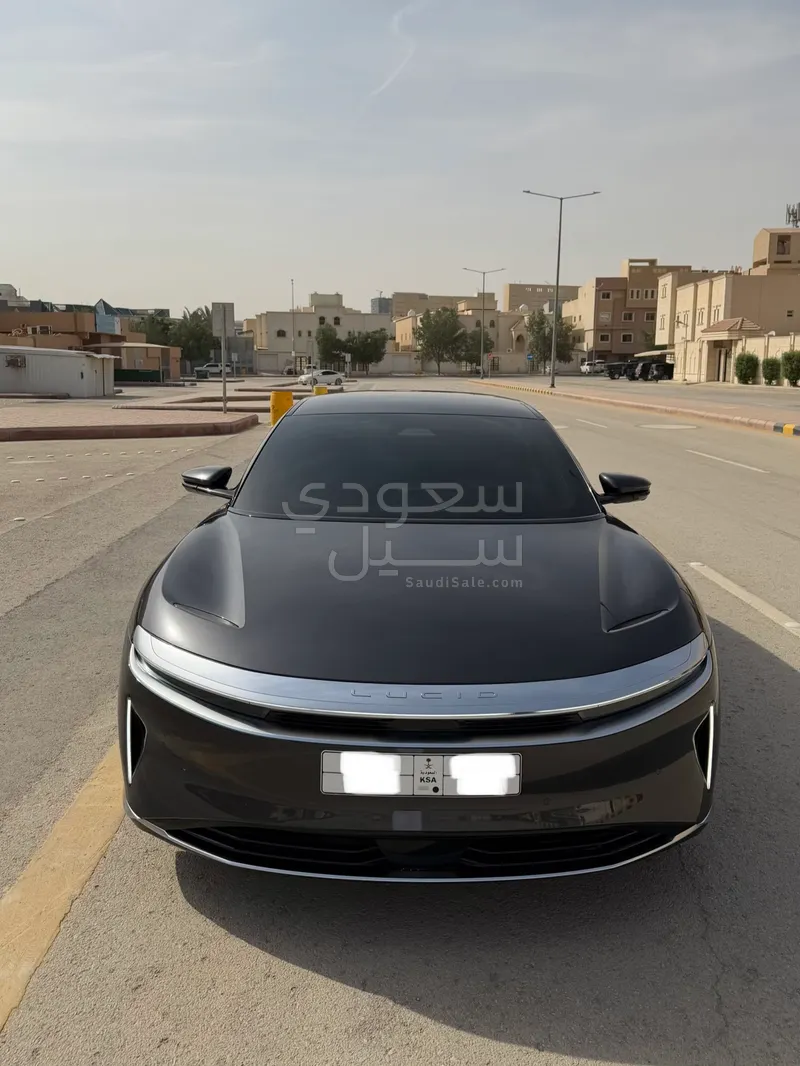 2024 لوسيد اير بيور