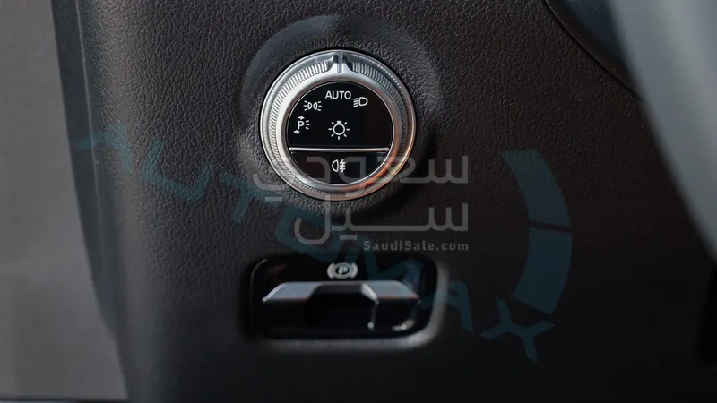 2026 مرسيدس - بنز سي 200 أي إم جي