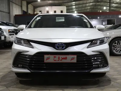 2024 تويوتا كامري جي ال اي