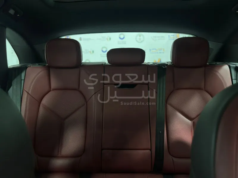 2022 بورش ماكان