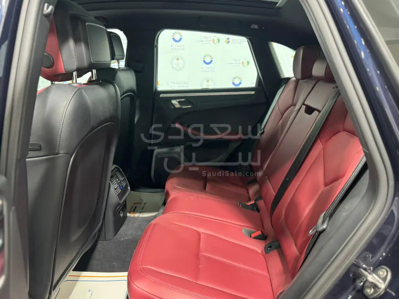 2022 بورش ماكان