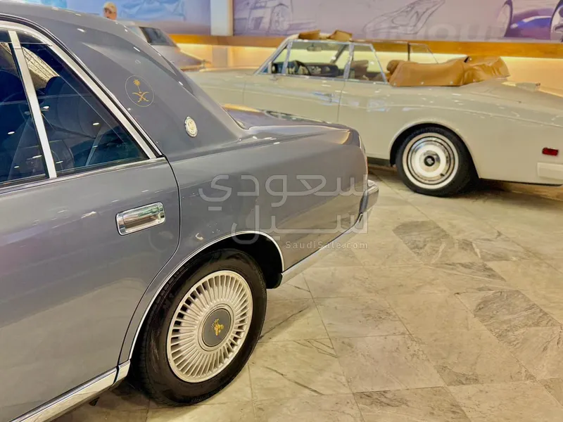 1990 Toyota Century