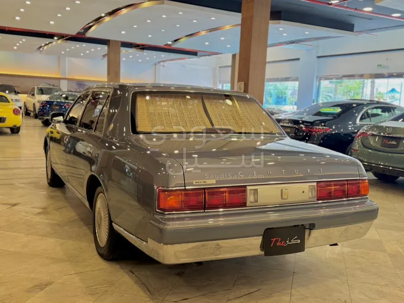 1990 Toyota Century