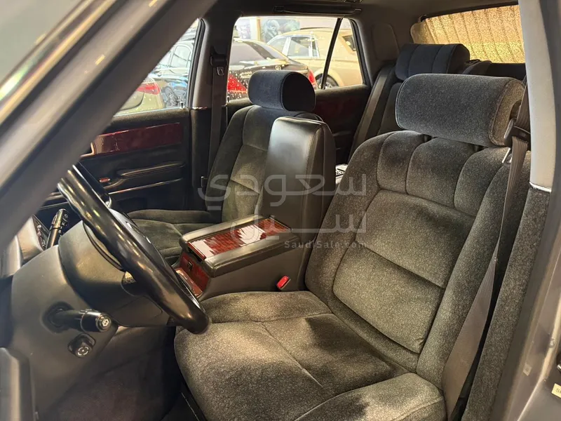 1990 Toyota Century
