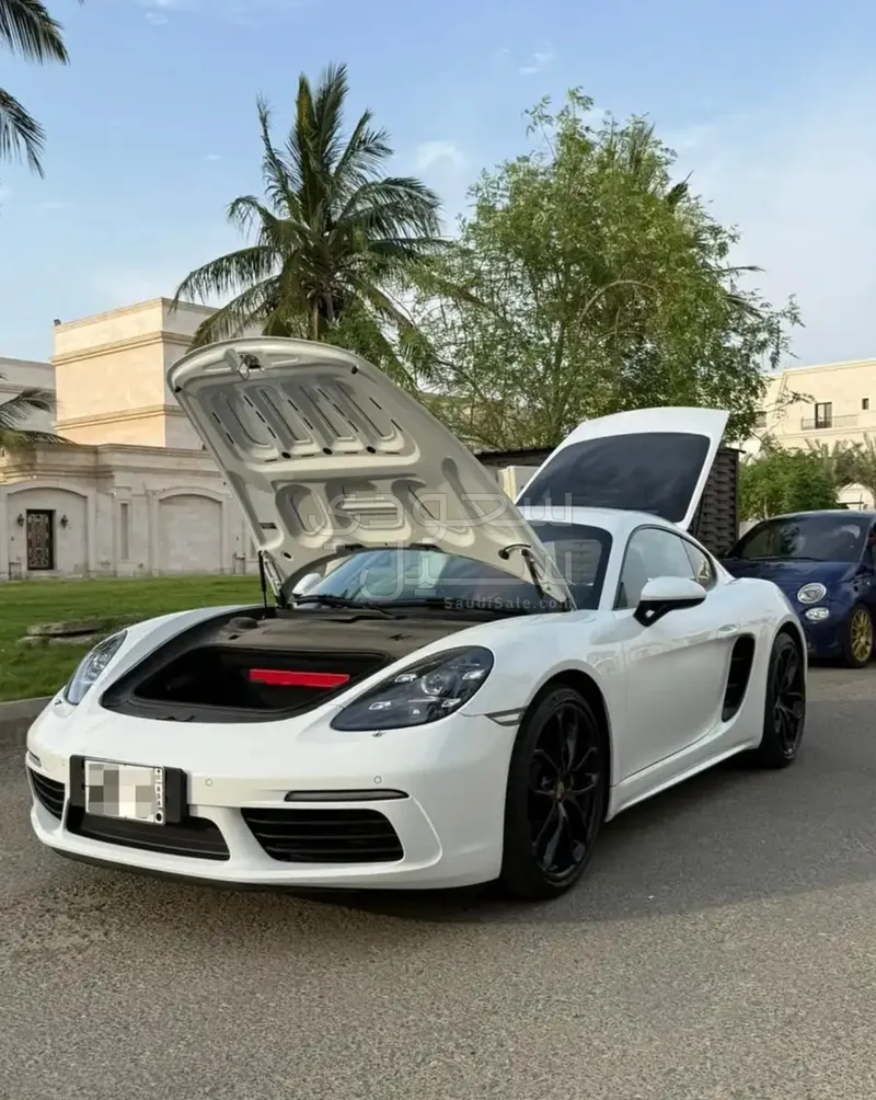 2024 بورش كايمان
