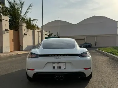 2024 بورش كايمان