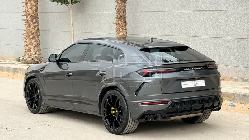 2019 لمبرجيني اوروس