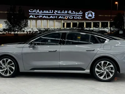 2025 فورد توروس تايتينيوم