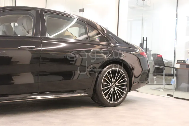 2023 Mercedes-Benz S 500