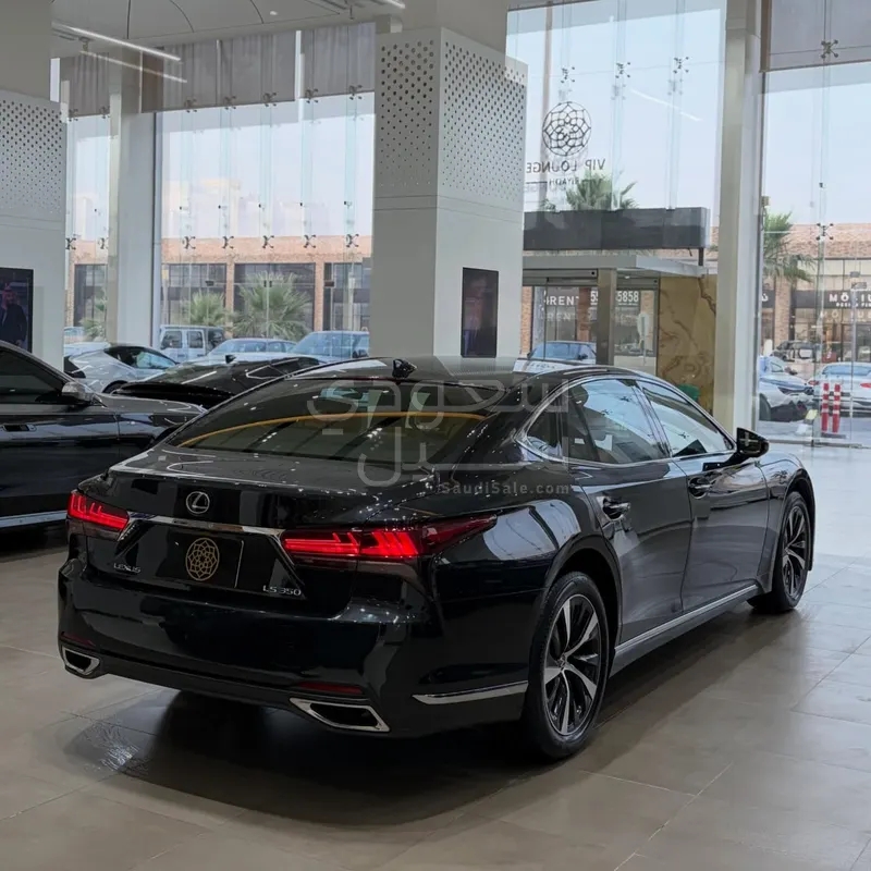 2024 Lexus LS 350