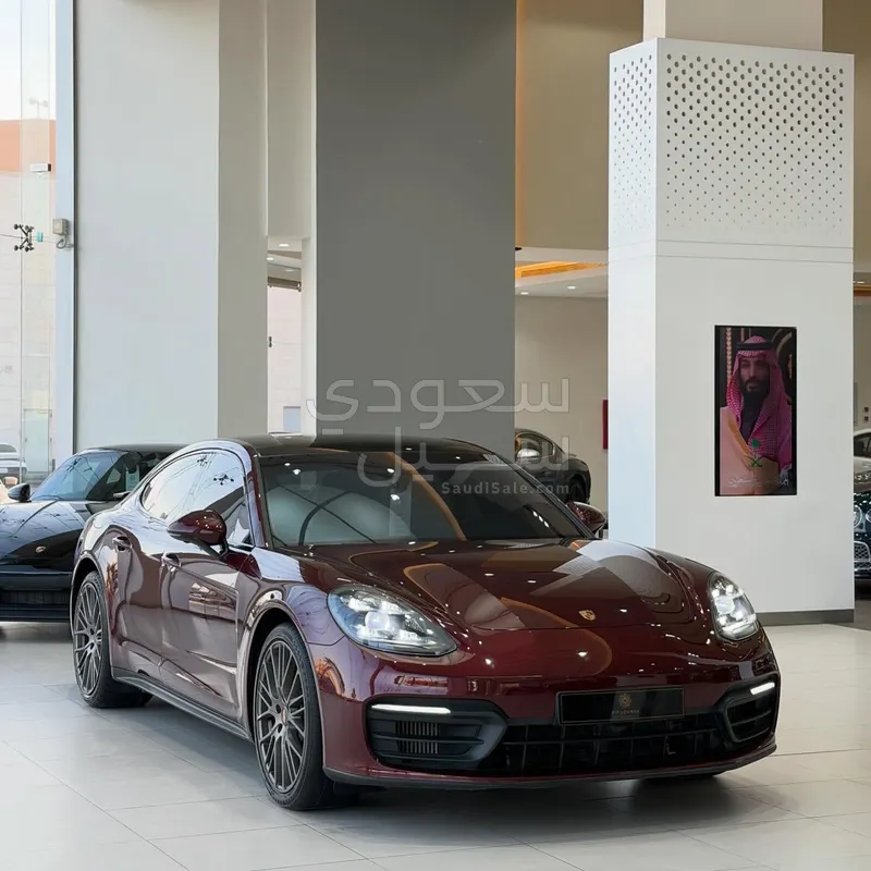2022 Porsche Panamera